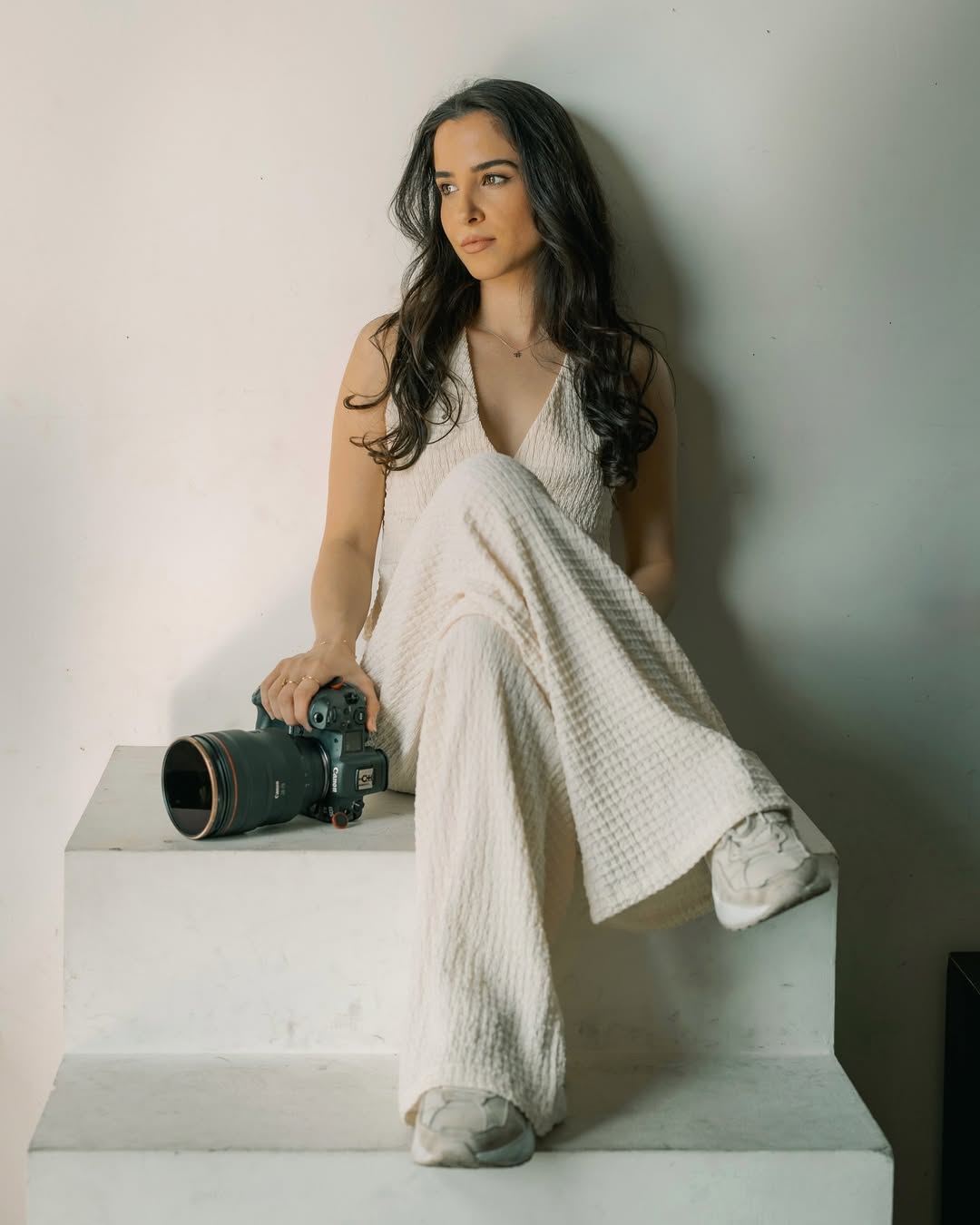 Anaeis Gevorkian, photographer, with her camera